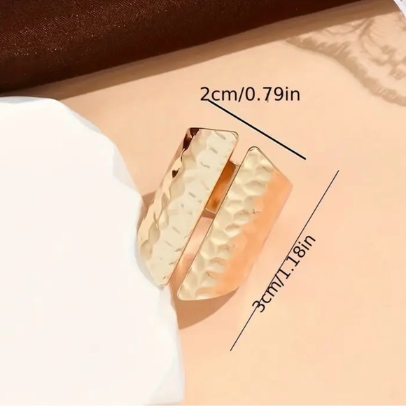 Adjustable Statement Ring - Picture 5 of 6